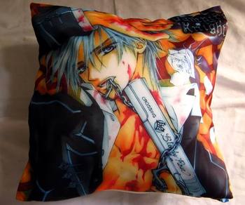 vampire knight подушка