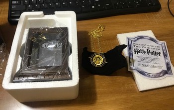 Кулон Маховик Времени с демонстрационной шкатулкой Гарри Поттер | Time-Turner Harry Potter