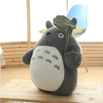 Мягкая игрушка Тоторо с листиком | Totoro with leaf (34 см)