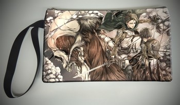 Shingeki no Kyojin Клатч