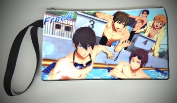 Free! клатч