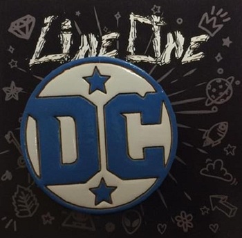 Дерев'яний значок DC Comics