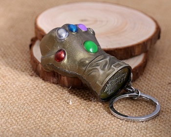 Брелок Рукавиця Безкінечності | The Infinity Gauntlet