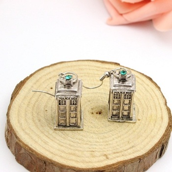 Серьги Doctor Who