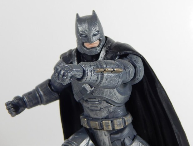 Фігурка DC Mattel Броньований Бетмен (Бетмен проти Супермена) | Armored Batman (Batman v Superman) (Розпродаж)